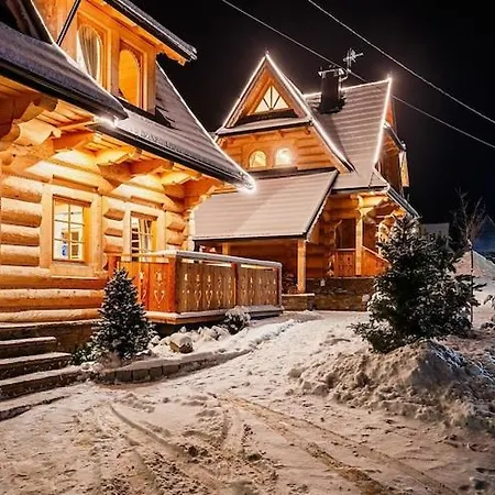 A Large Mountain-style House With A Area Prázdninový dům *