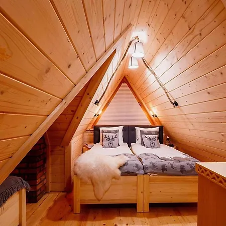 A Large Mountain-style House With A Area Feriehus *