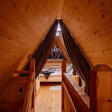 Feriehus A Large Mountain-style House With A Area